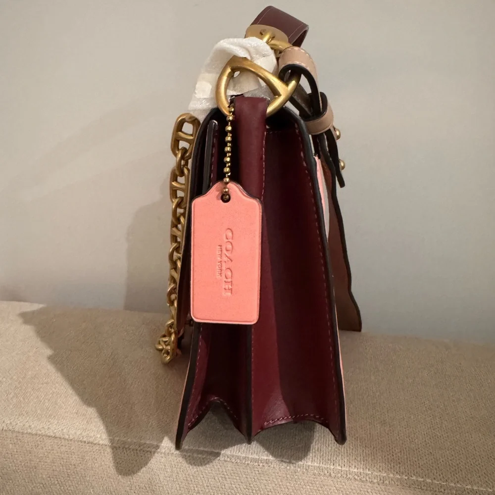 Coach Beat Shoulder Bag – Colorblock Glovetanned Leather (Pink/Multi) - Picture 8 of 11